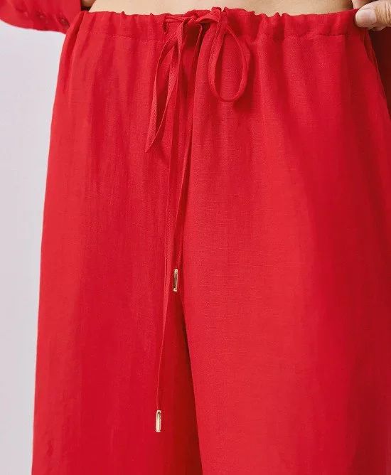 63 5083 RED 05 550x668h.jpg