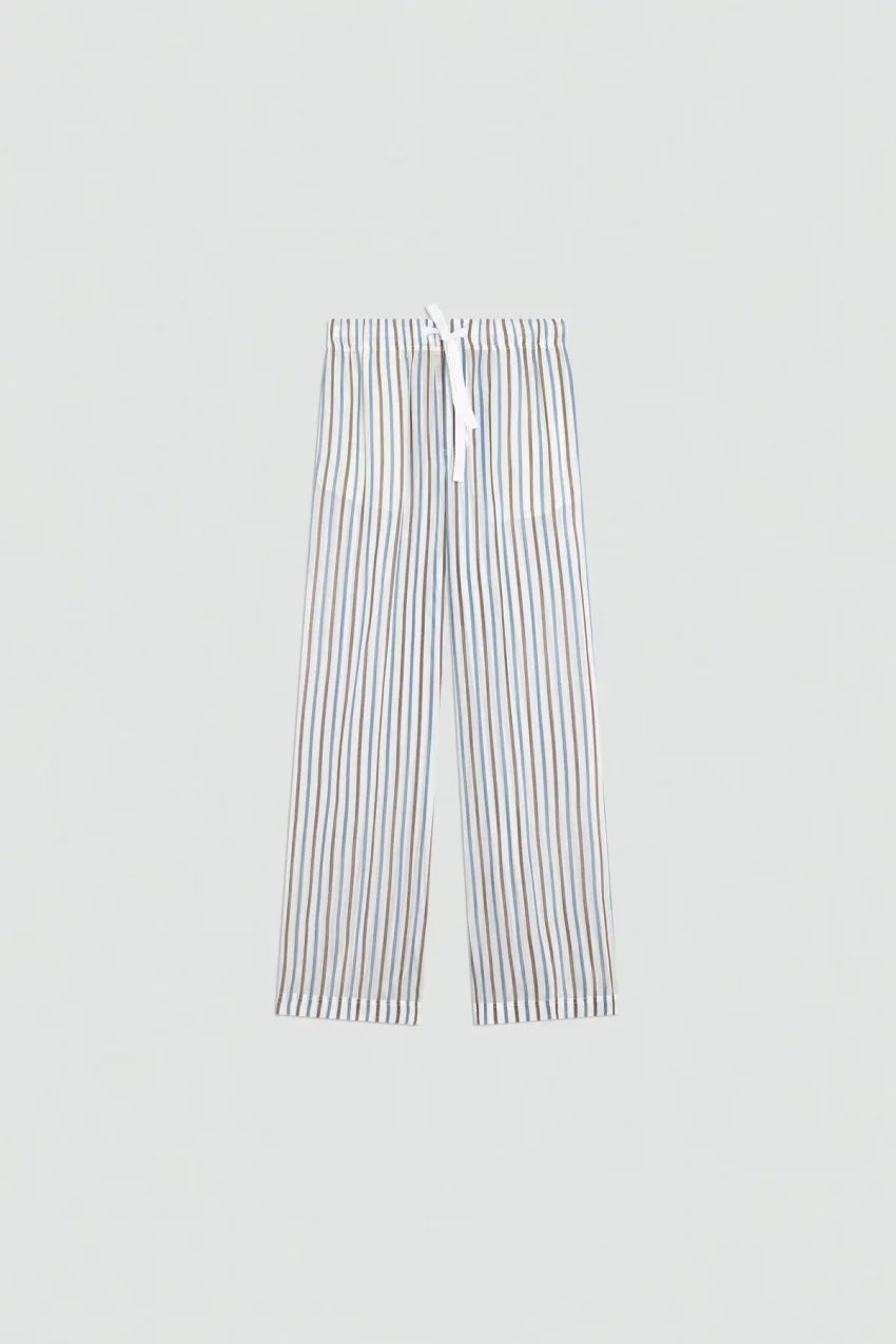 s6yy6sk65rg104 d 77c4315f a9a1 4c8c 92a9 a271773712e7