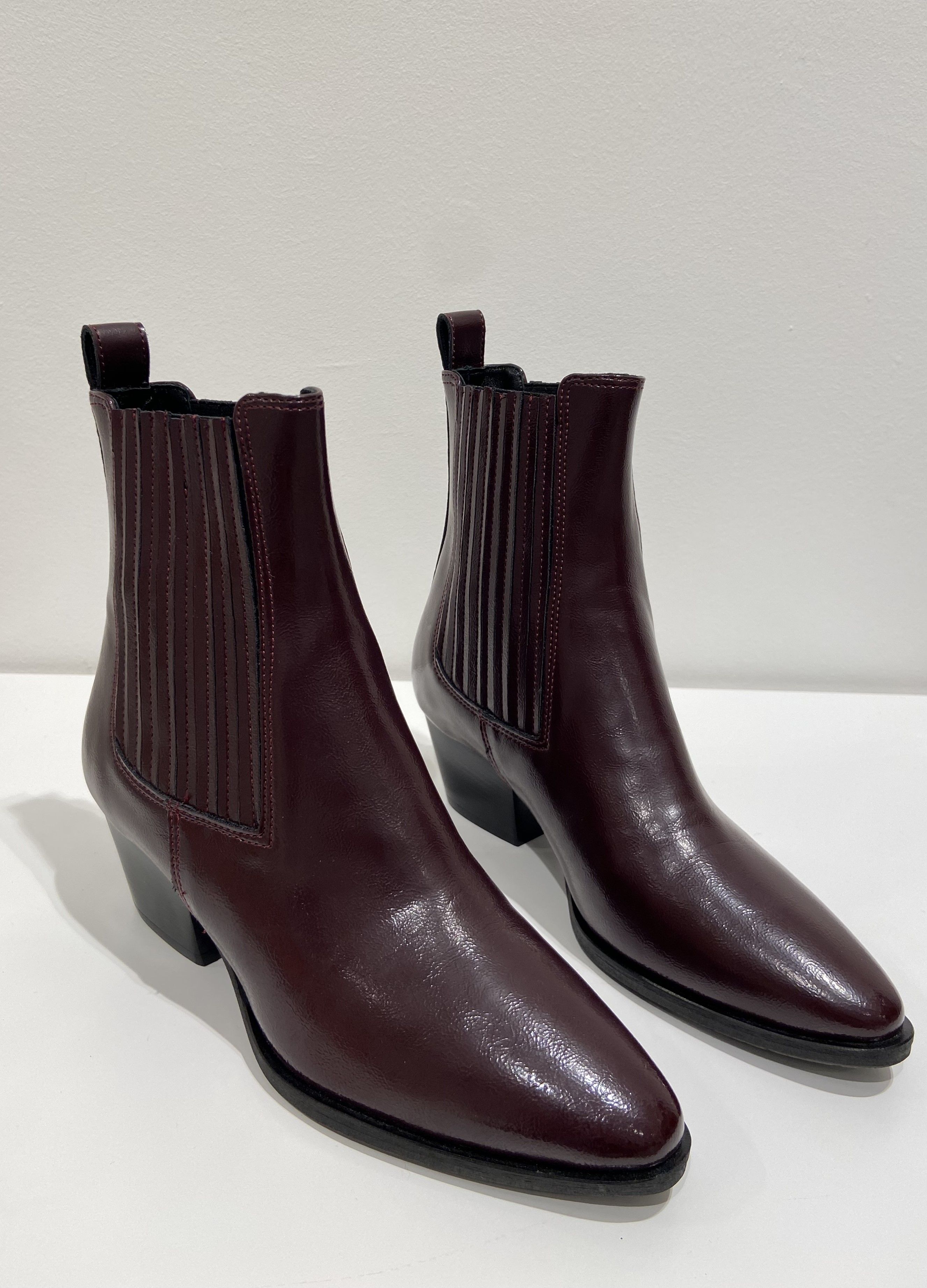 Bot n Pollini L V BOUTIQUE