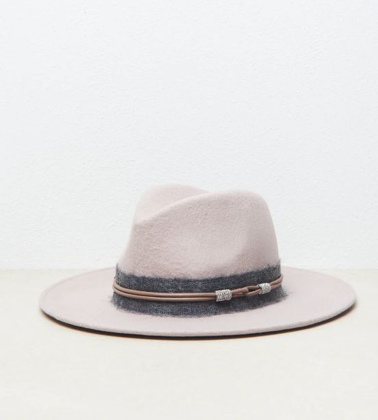 Sombrero Peserico