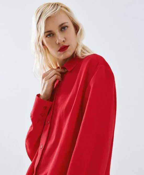 63 7042 red 05 550x668h jpg