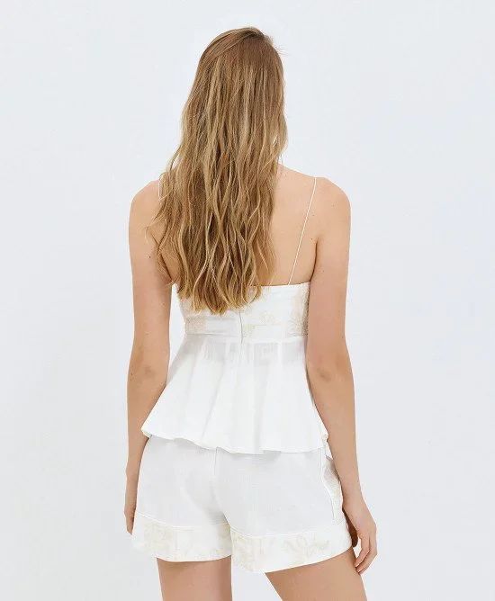 63 2160 ofwht 04 550x668h jpg