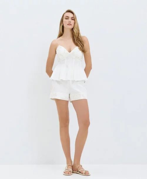 63 2160 ofwht 02 550x668h jpg