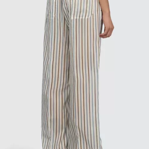 s6yy6sk65rg104 b 1254dca3 396b 4b0d b623 316cbe67aed3