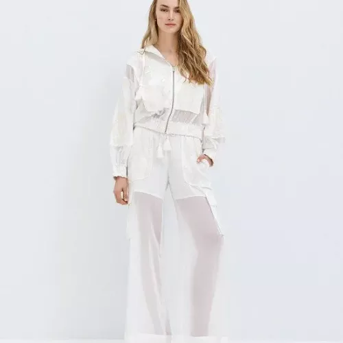 63 5000 ofwht 01 550x668h jpg