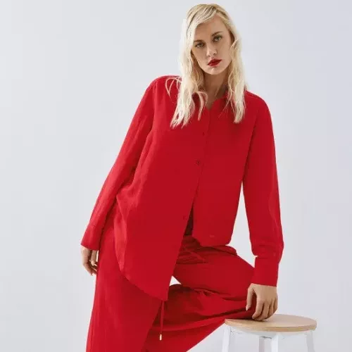 63 7042 red 03 550x668h jpg