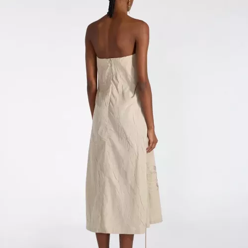 s6ff6sy25w82 2 b e775c40b 56af 48fd a86b b86f93b44f63